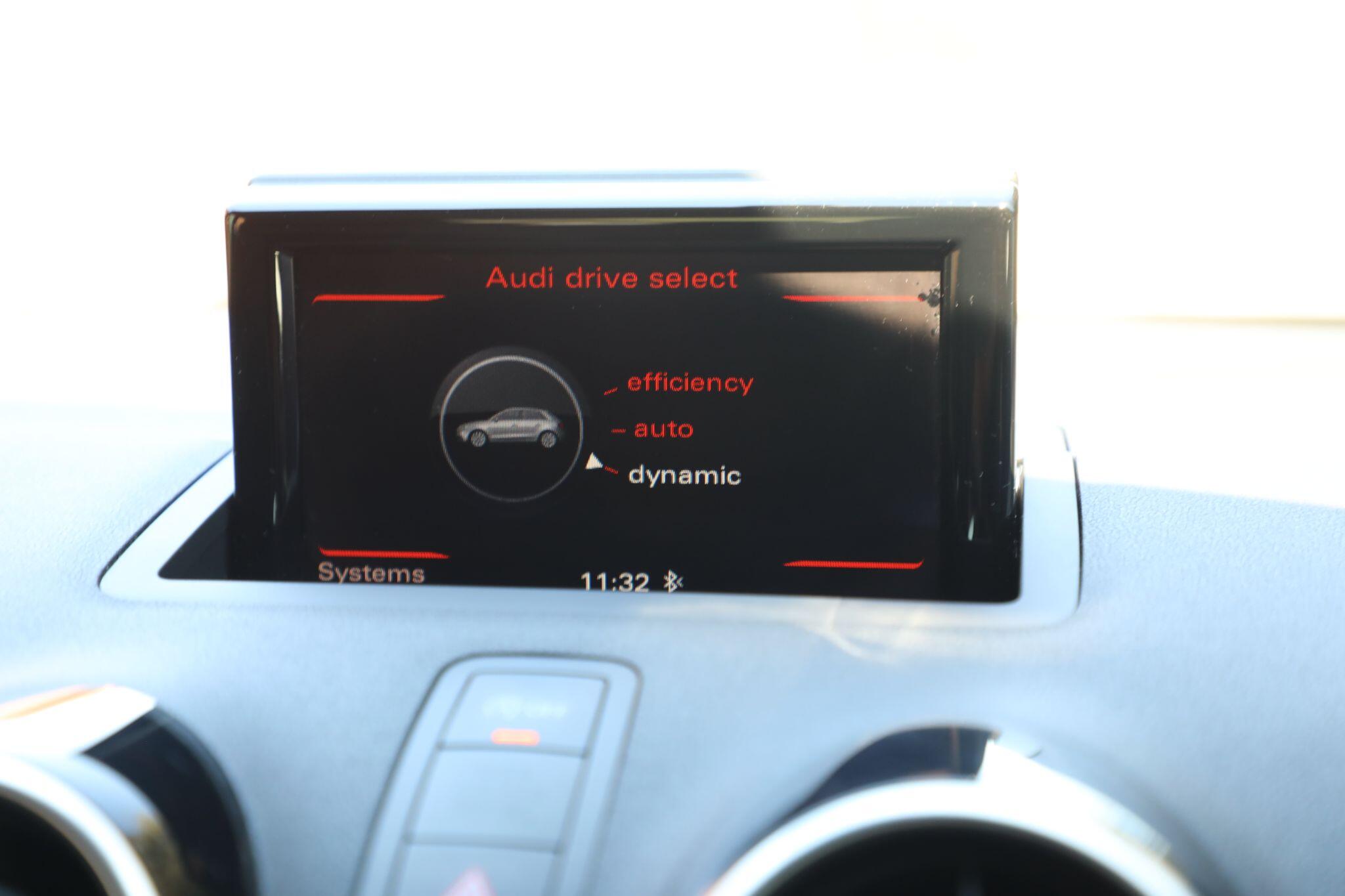 Large vehicle image